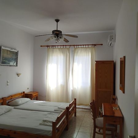 Karagiozos Studios & Apartments Skopelos Exterior foto