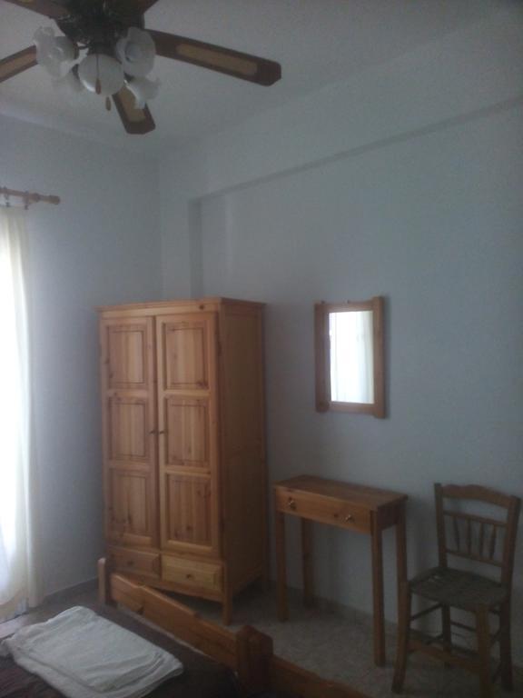 Karagiozos Studios & Apartments Skopelos Exterior foto